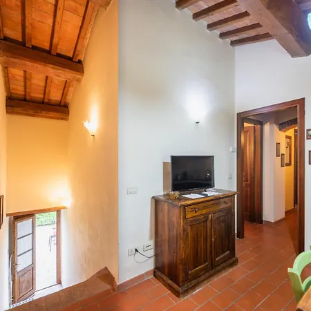 Baccelli By Interhome Montaione